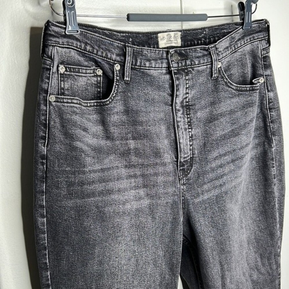 WE THE FREE CRVY High-Rise Flare Jeans Size 35 Vintage Faded Black Boho hippie - Picture 4 of 7